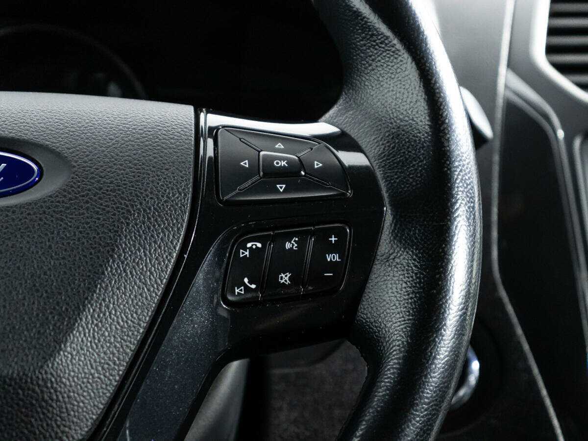 Купить Ford Explorer с пробегом. Фото: #22