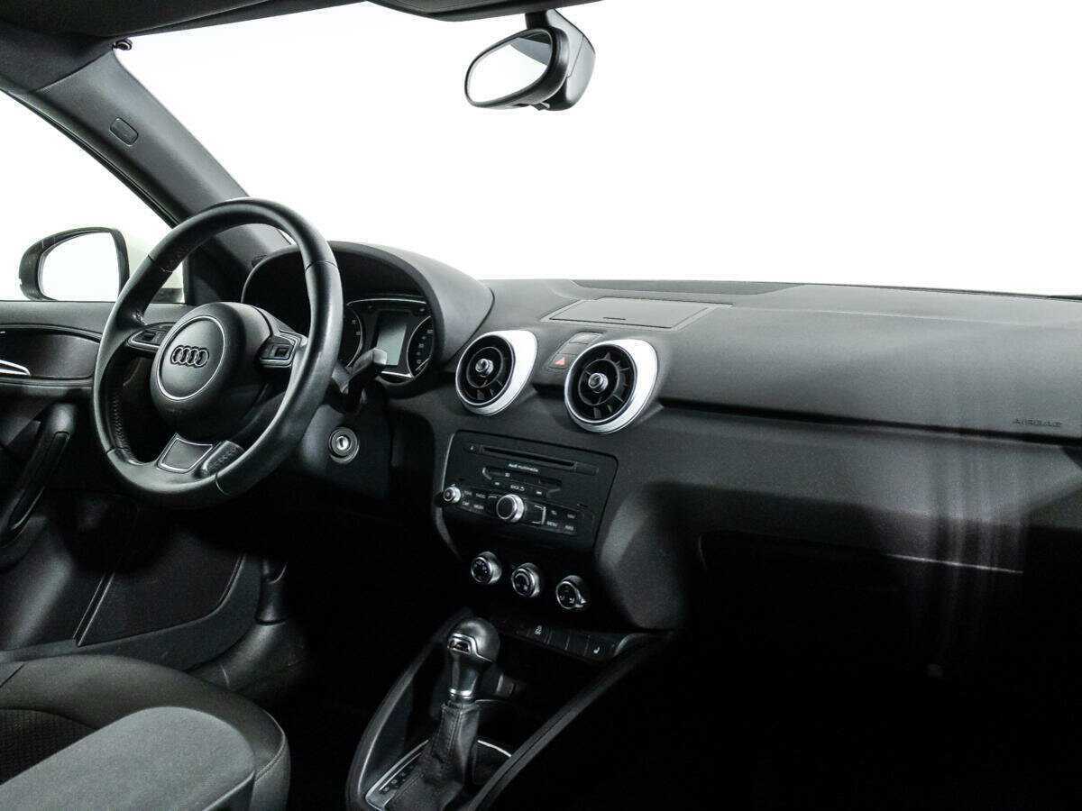 Купить Audi A1 с пробегом. Фото: #8