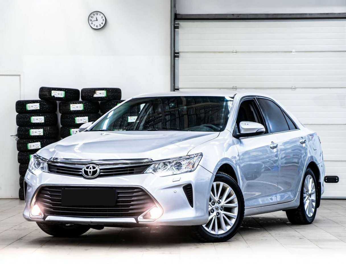 Купить Toyota Camry с пробегом. Посмотреть фото