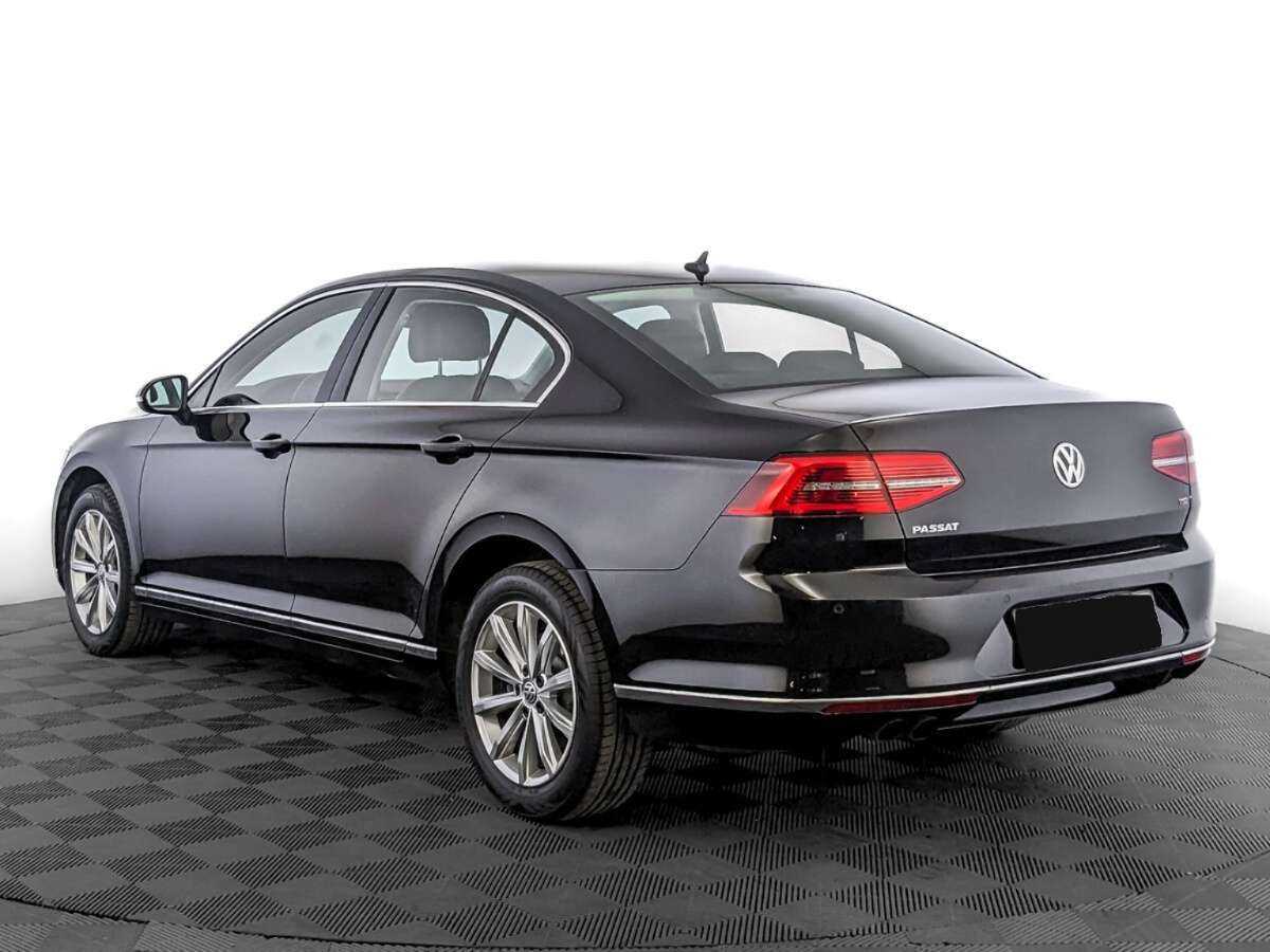 Купить Volkswagen Passat с пробегом. Фото: #6