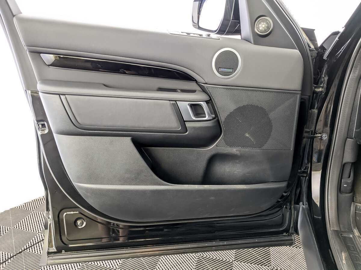 Купить Land Rover Discovery с пробегом. Фото: #14