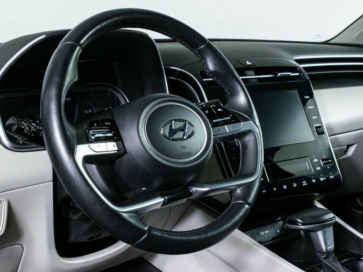Купить Hyundai Tucson с пробегом. Фото: #13
