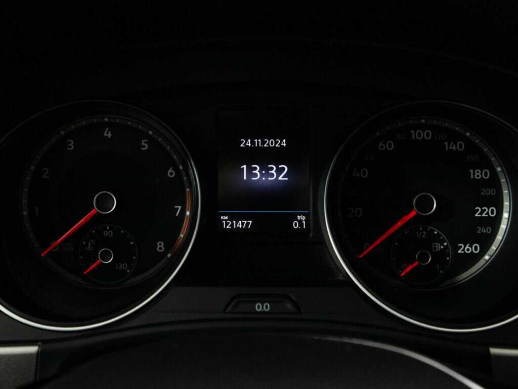Купить Volkswagen Teramont с пробегом. Фото: #11