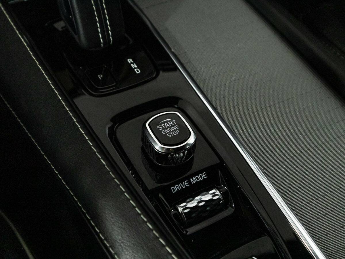 Купить Volvo XC90 с пробегом. Фото: #16