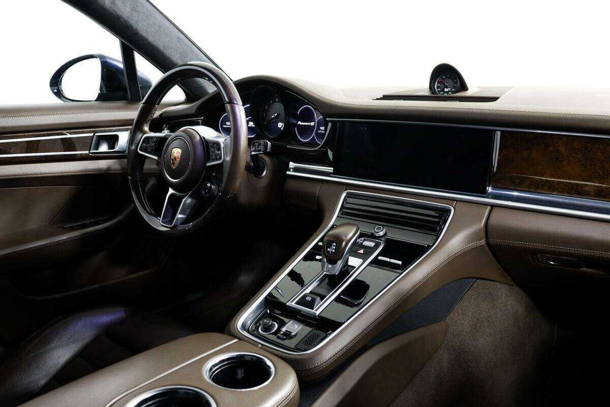 Купить Porsche Panamera с пробегом. Фото: #8