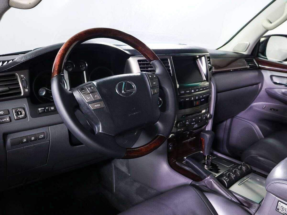 Купить Lexus LX с пробегом. Фото: #13