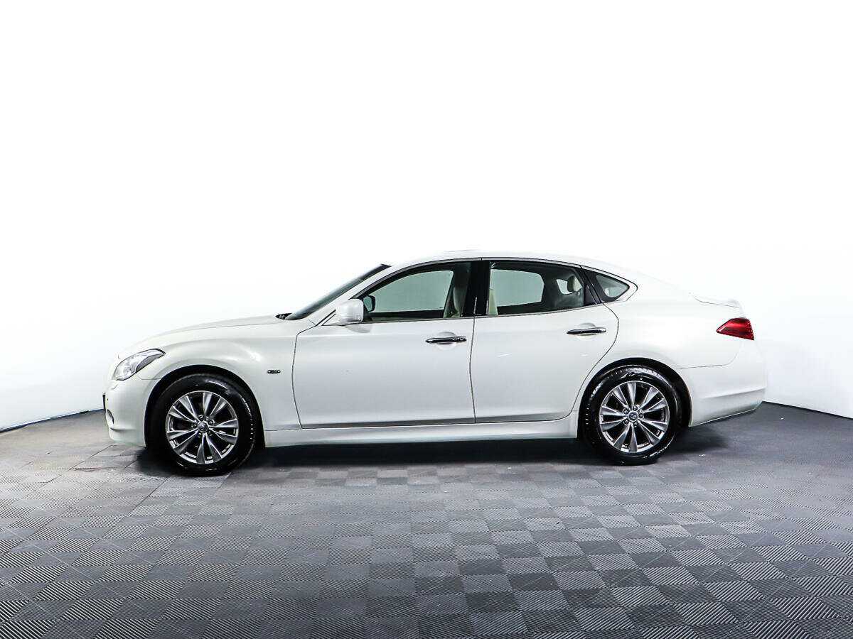 Купить Infiniti M с пробегом. Фото: #7