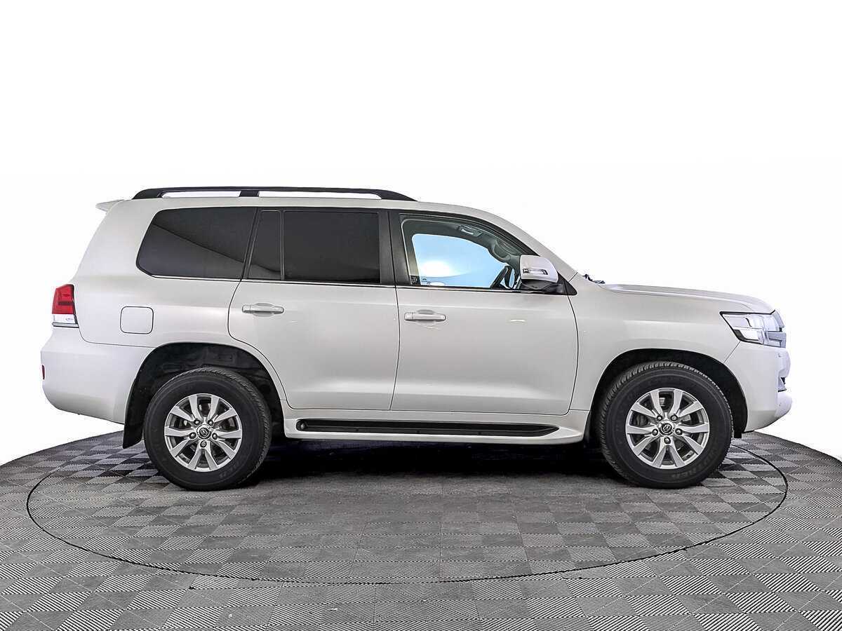 Купить Toyota Land Cruiser с пробегом. Фото: #3