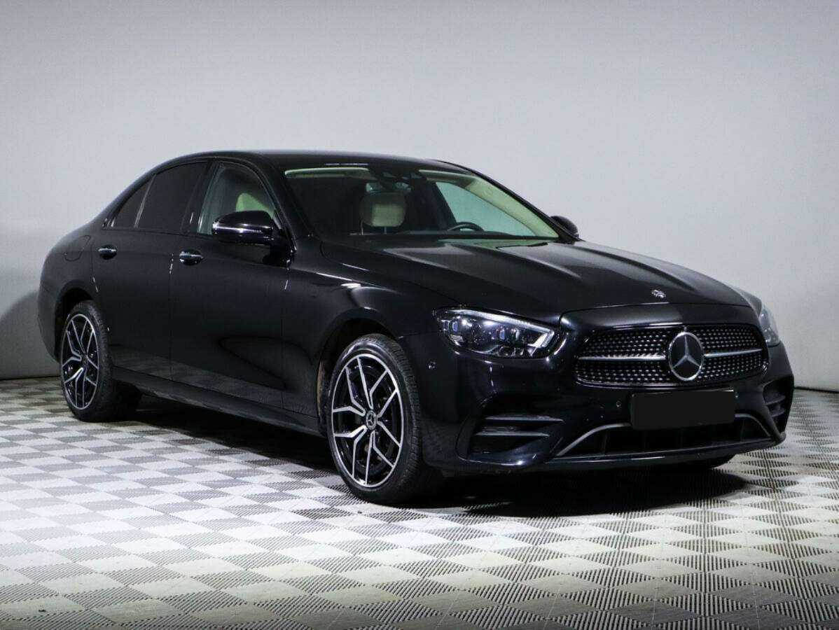 Купить Mercedes-Benz E-Класс с пробегом. Фото: #2