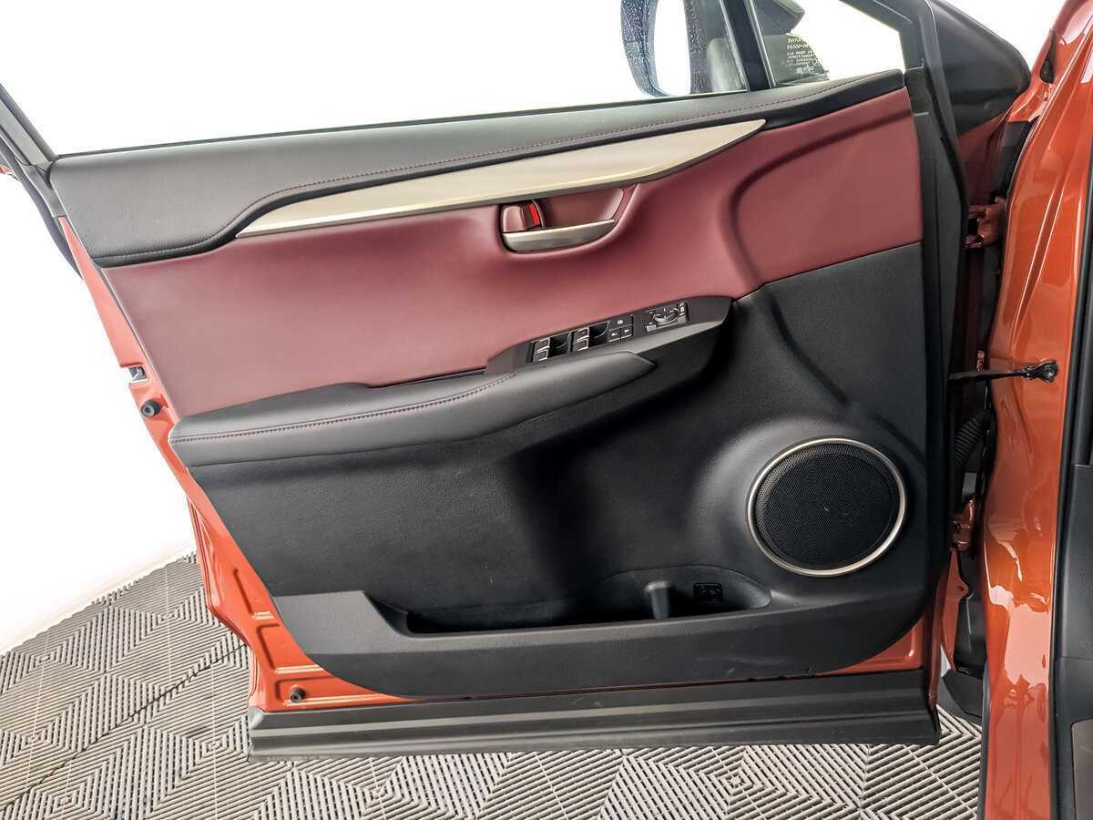 Купить Lexus NX с пробегом. Фото: #17