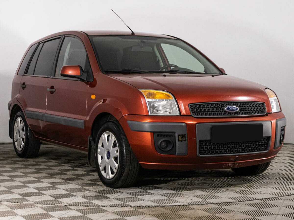 Купить Ford Fusion с пробегом. Фото: #2
