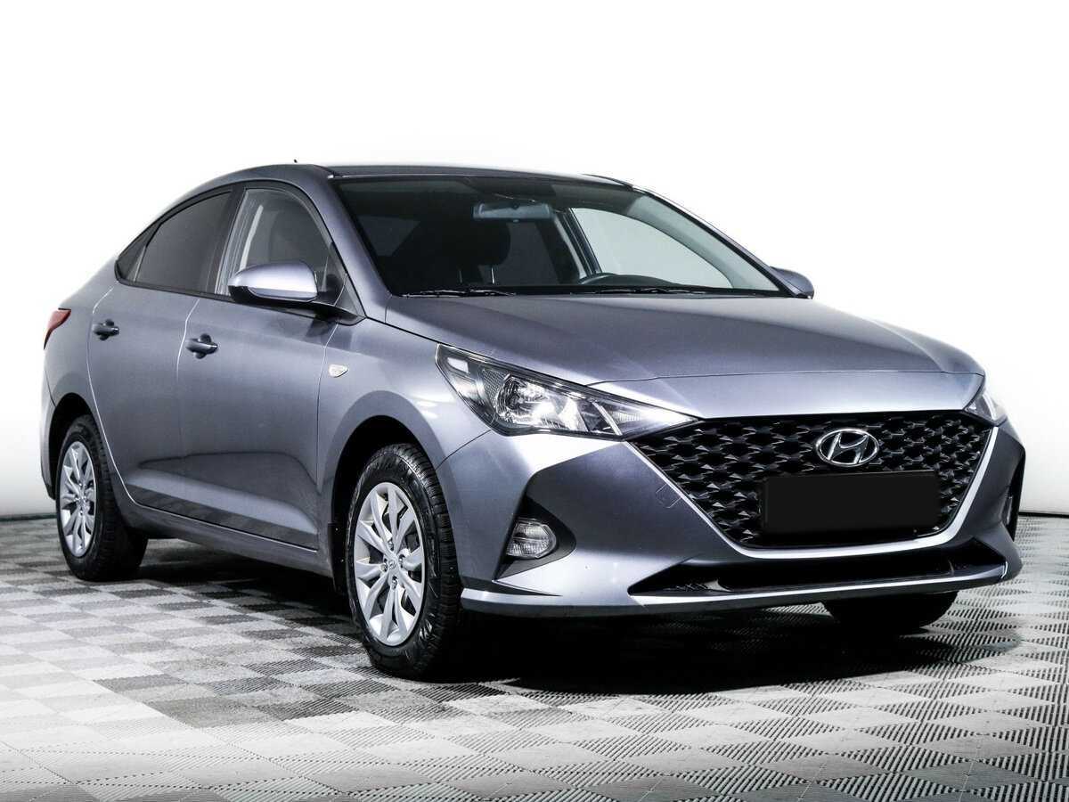 Купить Hyundai Solaris с пробегом. Фото: #2