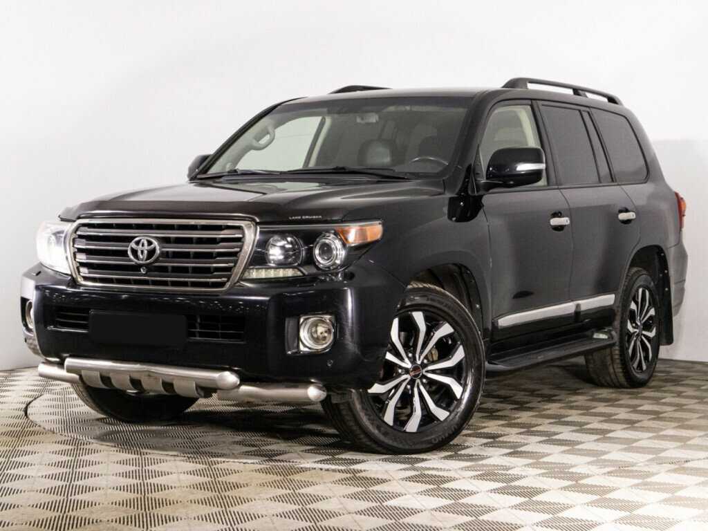 Купить Toyota Land Cruiser с пробегом. Посмотреть фото