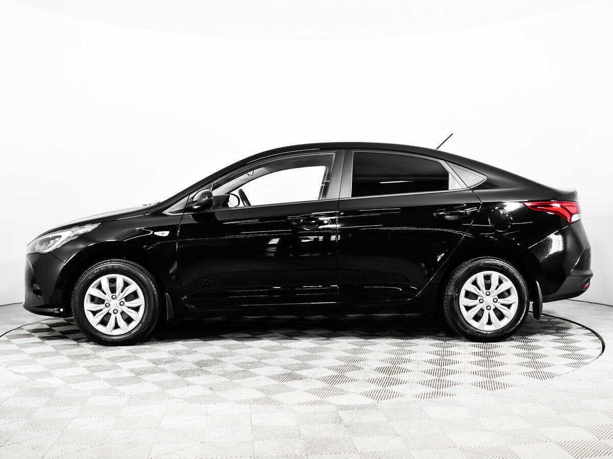 Купить Hyundai Solaris с пробегом. Фото: #7