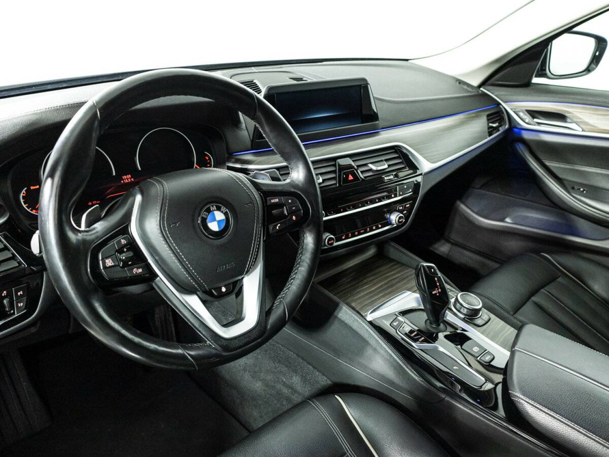 Купить BMW 5 серии с пробегом. Фото: #10