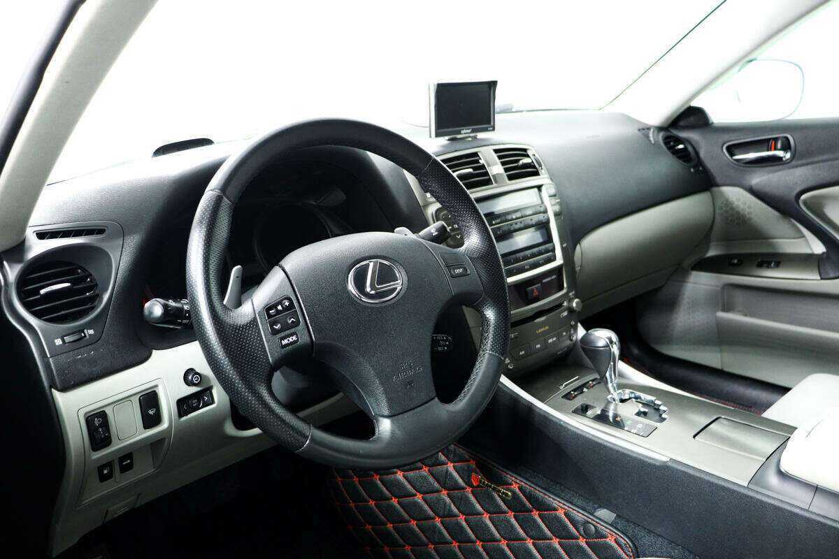 Купить Lexus IS с пробегом. Фото: #12