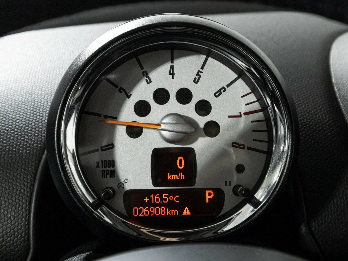 Купить Mini Paceman с пробегом. Фото: #11