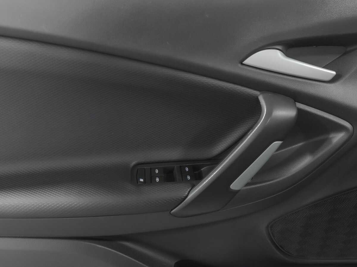 Купить Chevrolet Tracker с пробегом. Фото: #12