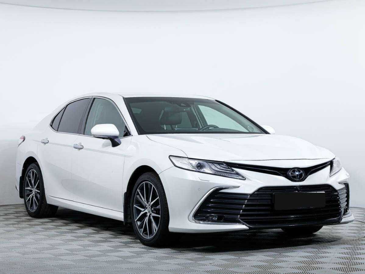 Купить Toyota Camry с пробегом. Фото: #2