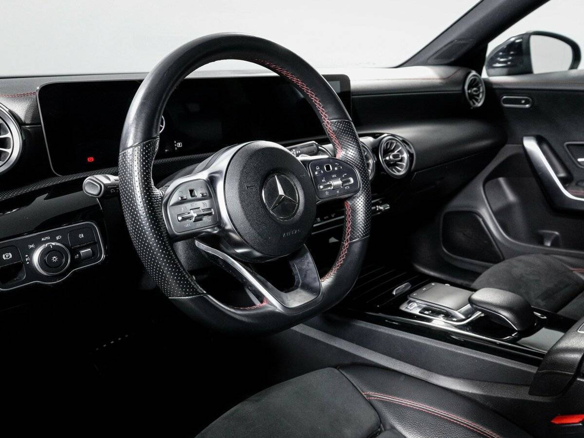 Купить Mercedes-Benz CLA с пробегом. Фото: #12