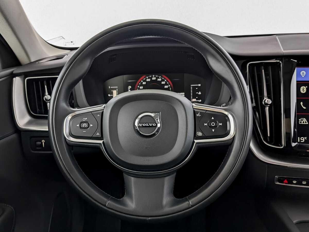 Купить Volvo XC60 с пробегом. Фото: #21
