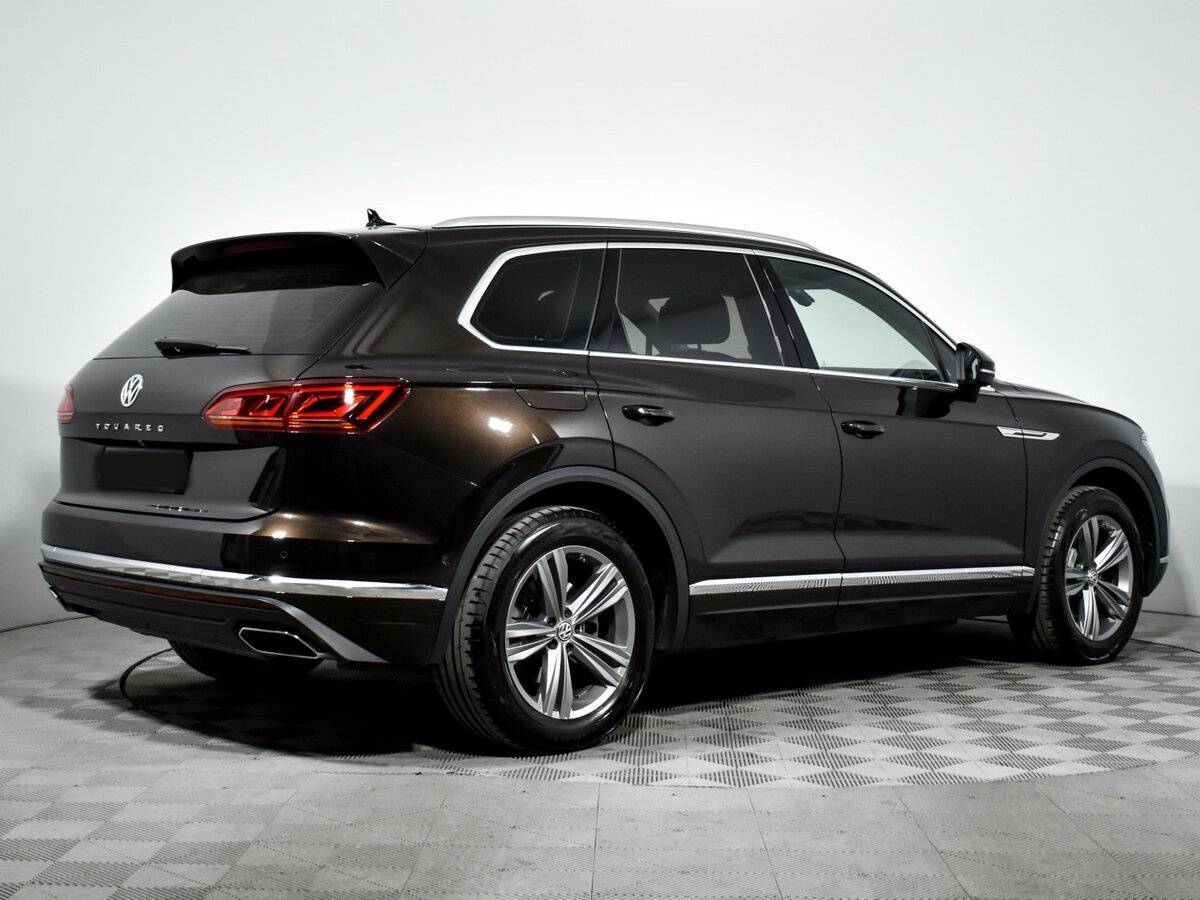 Купить Volkswagen Touareg с пробегом. Фото: #7
