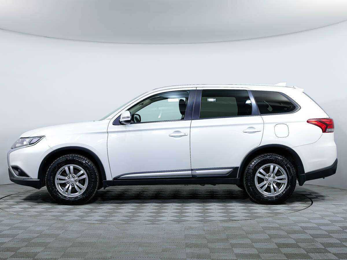 Купить Mitsubishi Outlander с пробегом. Фото: #7