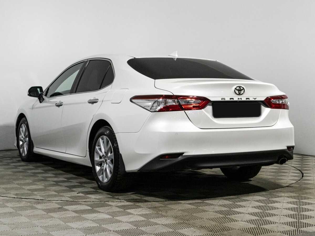 Купить Toyota Camry с пробегом. Фото: #6
