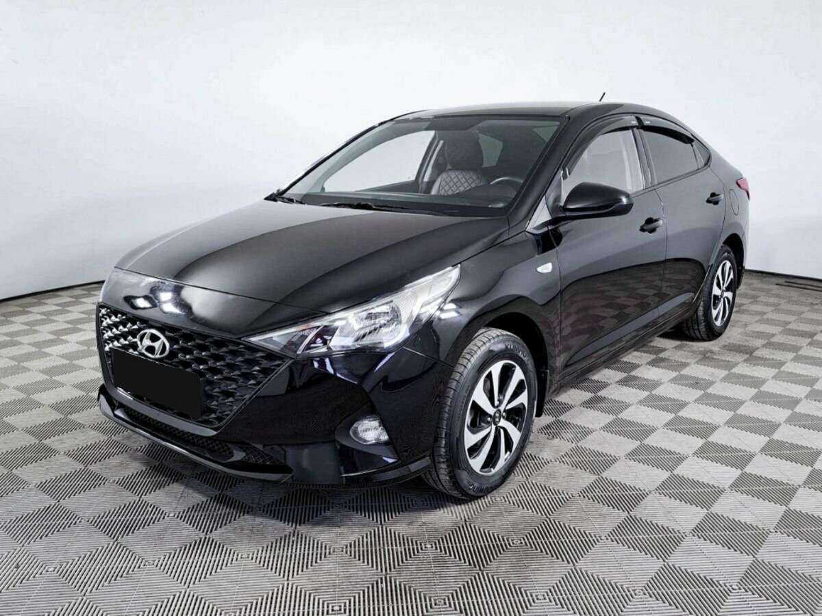 Купить Hyundai Solaris с пробегом. Фото: #0