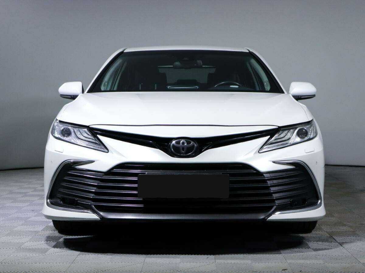 Купить Toyota Camry с пробегом. Фото: #1