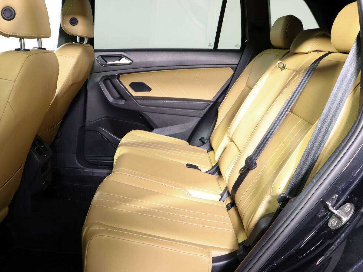 Купить Volkswagen Tiguan с пробегом. Фото: #6