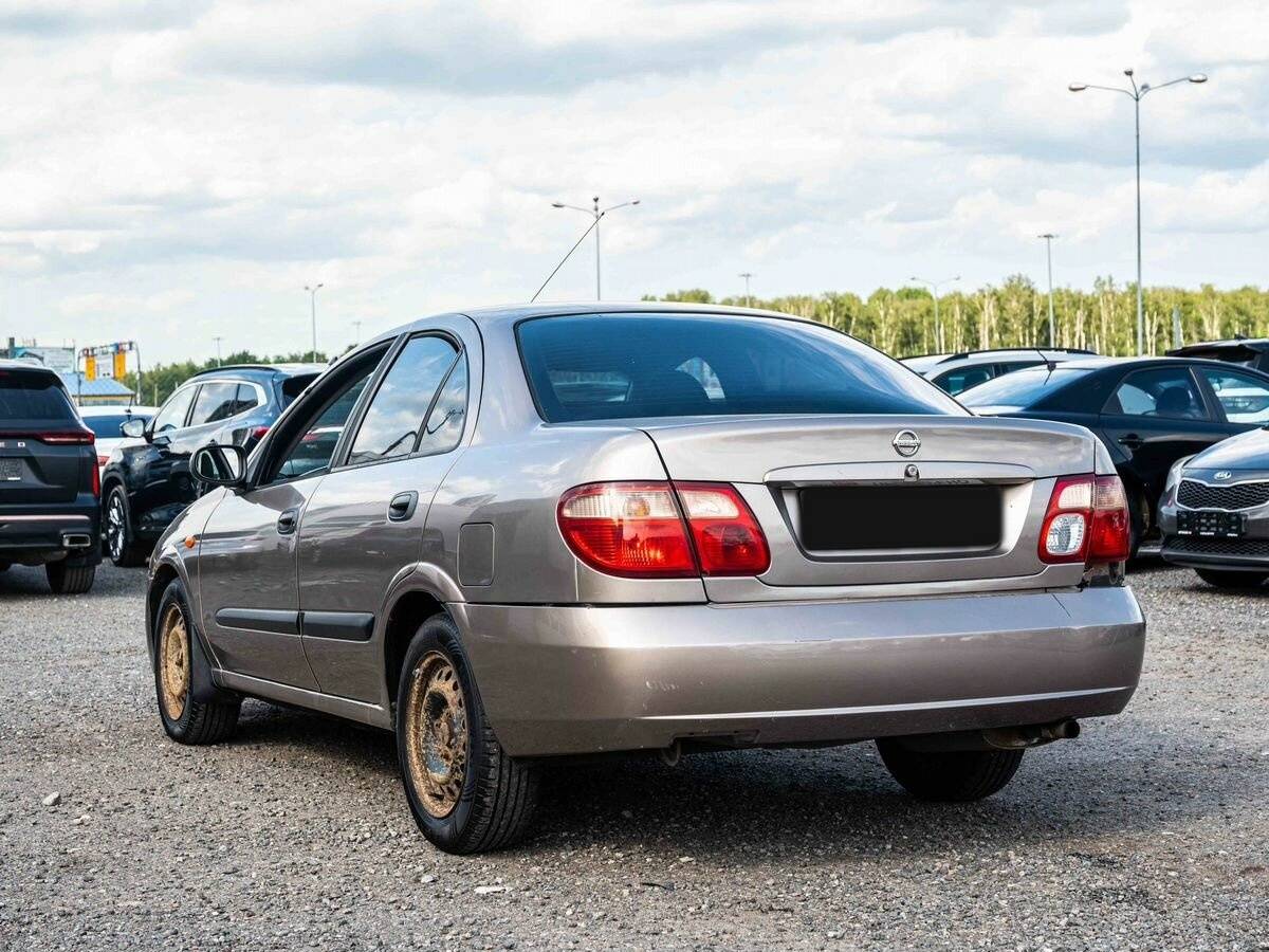 Купить Nissan Almera с пробегом. Фото: #3