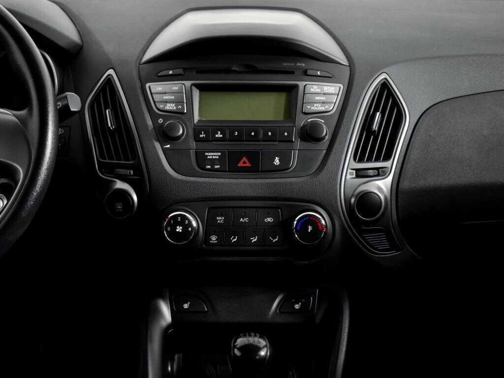 Купить Hyundai ix35 с пробегом. Фото: #14