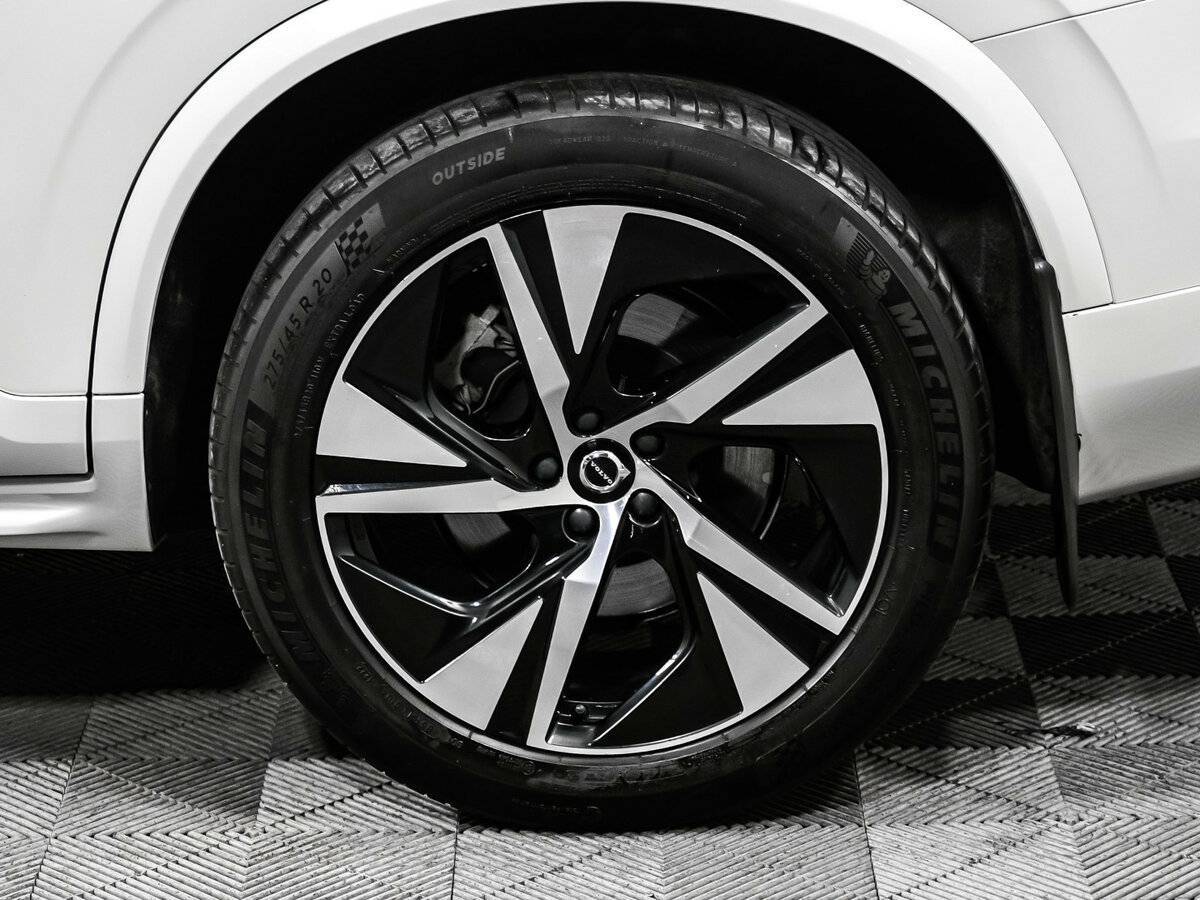 Купить Volvo XC90 с пробегом. Фото: #16