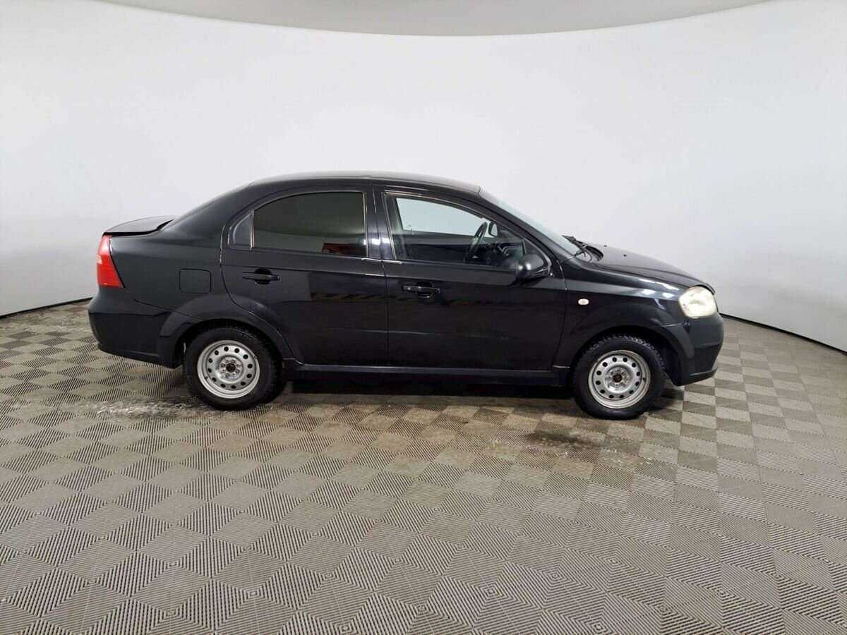 Купить Chevrolet Aveo с пробегом. Фото: #3