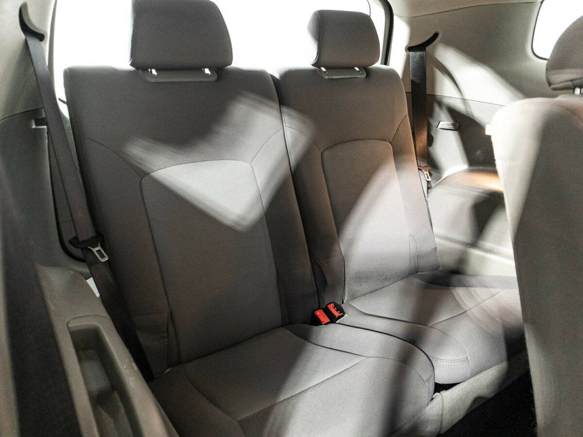 Купить Chevrolet Orlando с пробегом. Фото: #14