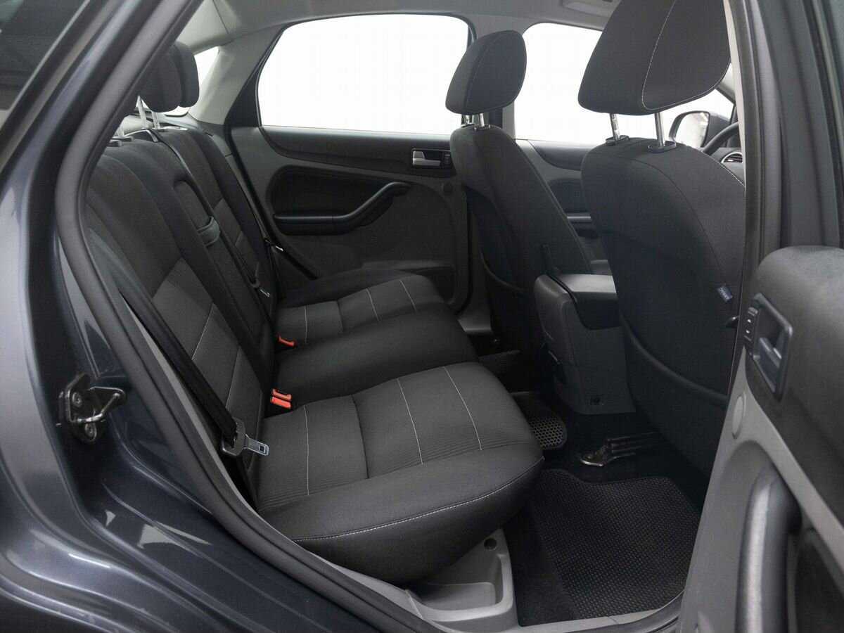 Купить Ford Focus с пробегом. Фото: #10