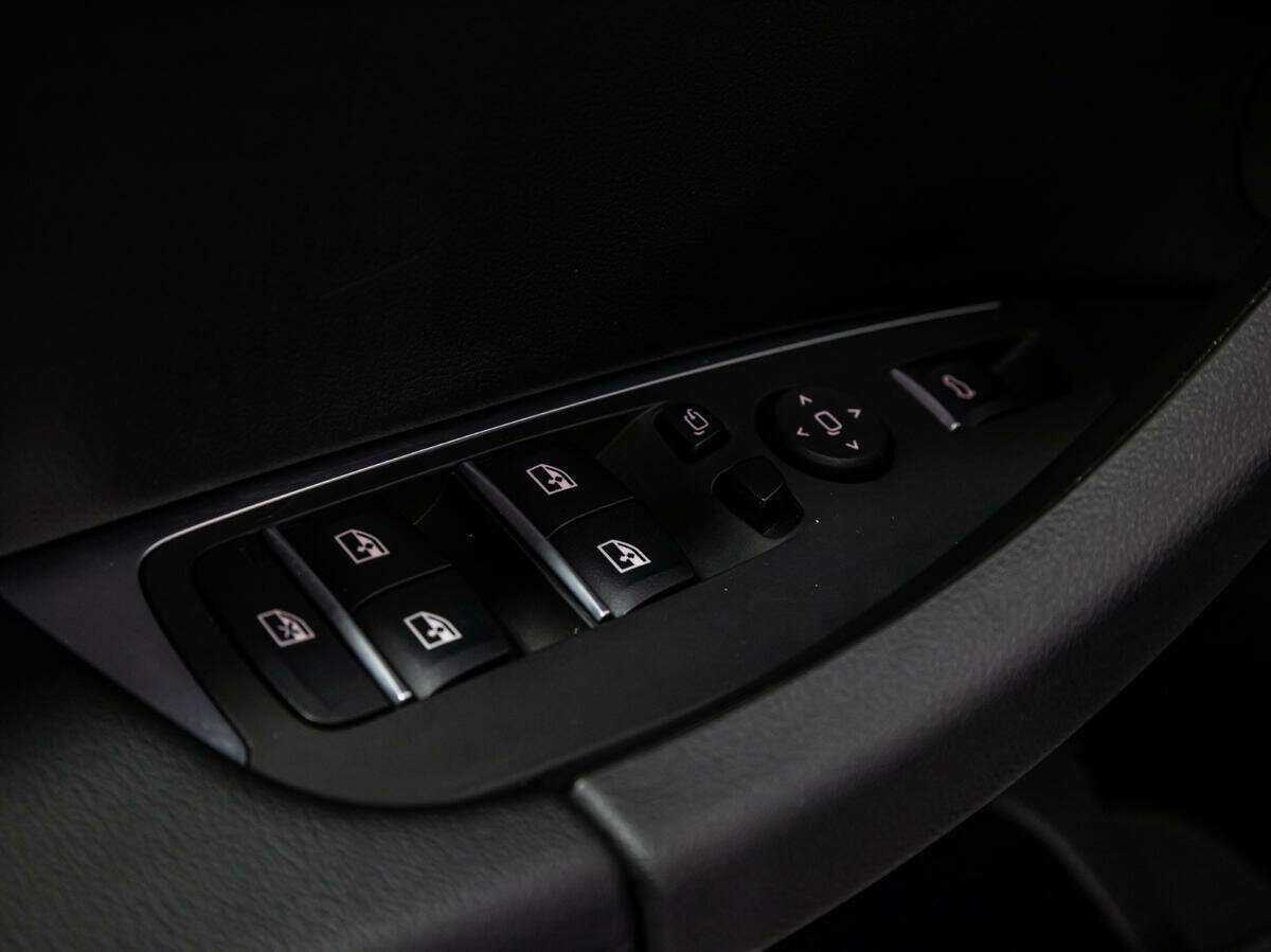 Купить BMW X4 с пробегом. Фото: #18