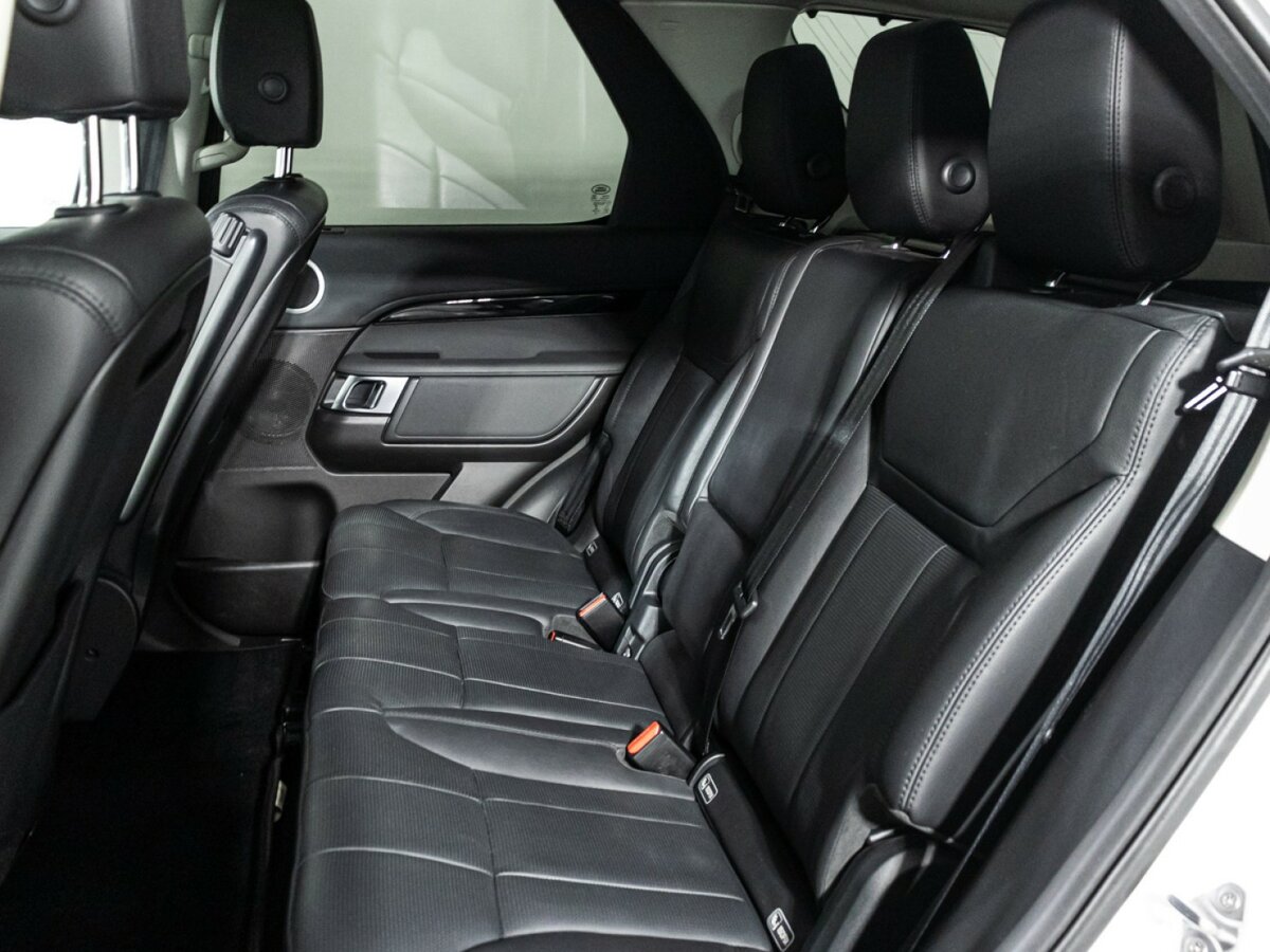 Купить Land Rover Discovery с пробегом. Фото: #9