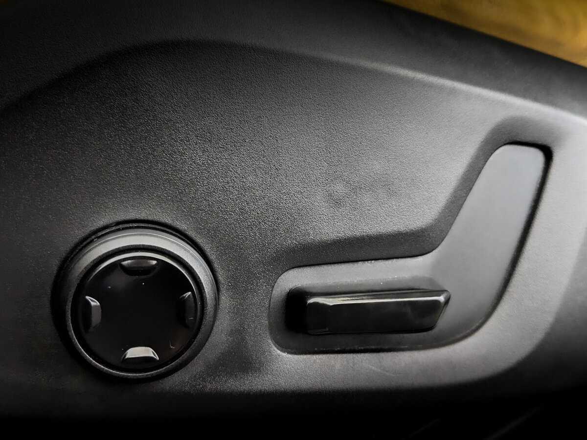 Купить Volvo XC60 с пробегом. Фото: #20
