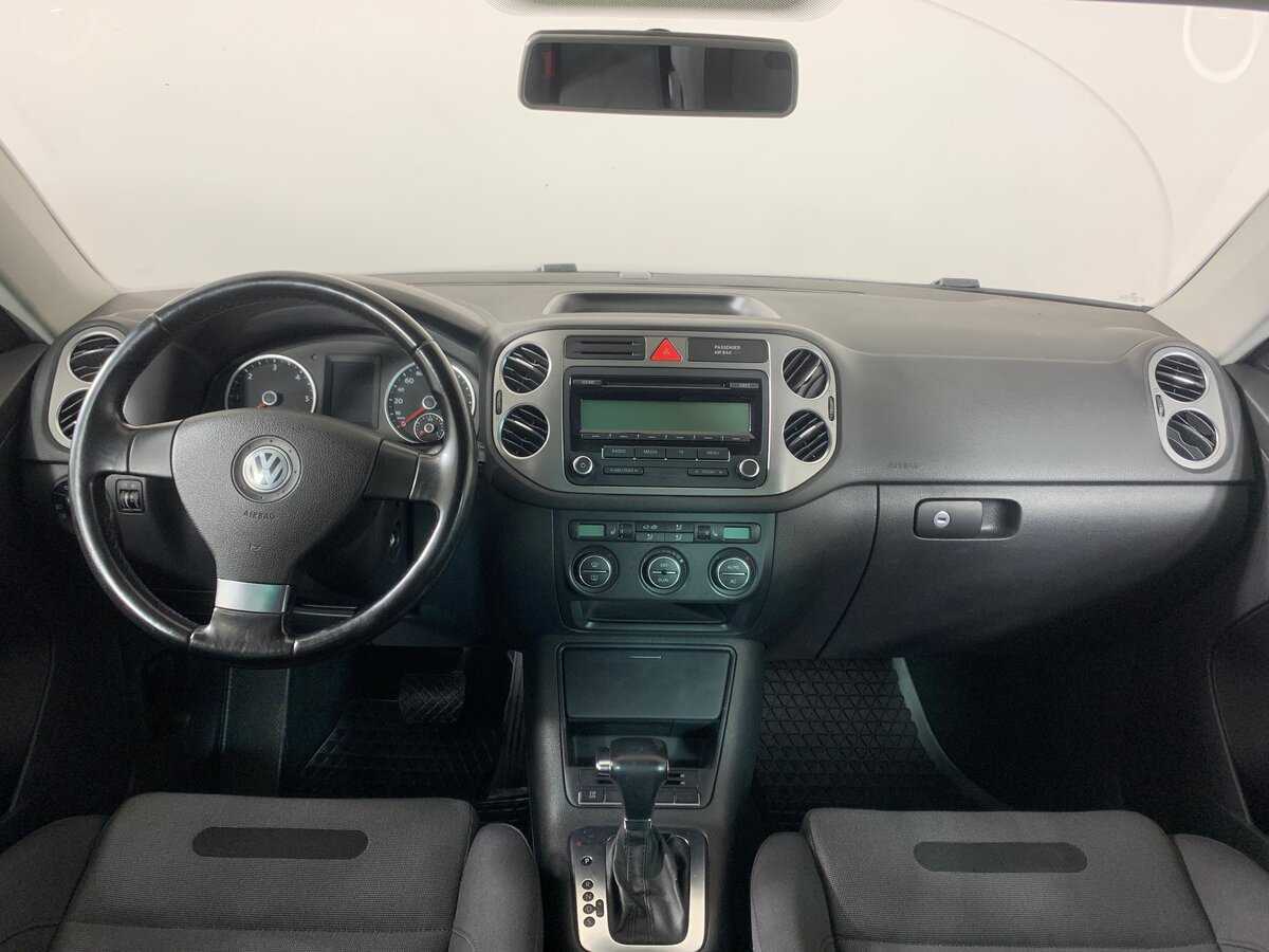 Купить Volkswagen Tiguan с пробегом. Фото: #12