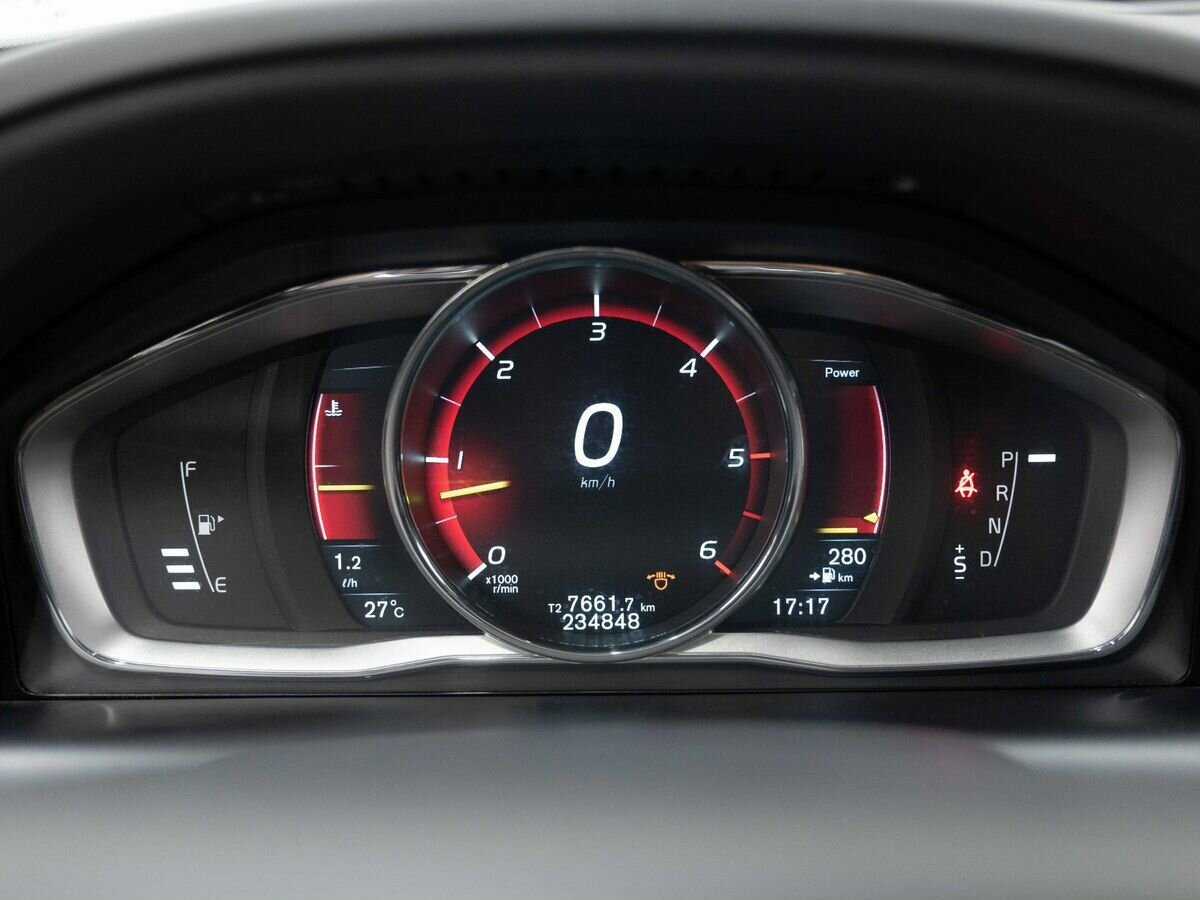 Купить Volvo XC60 с пробегом. Фото: #16
