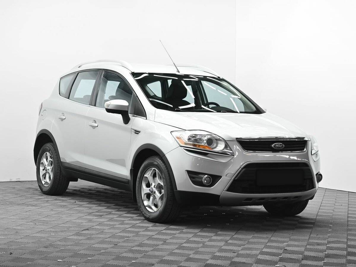 Купить Ford Kuga с пробегом. Фото: #1