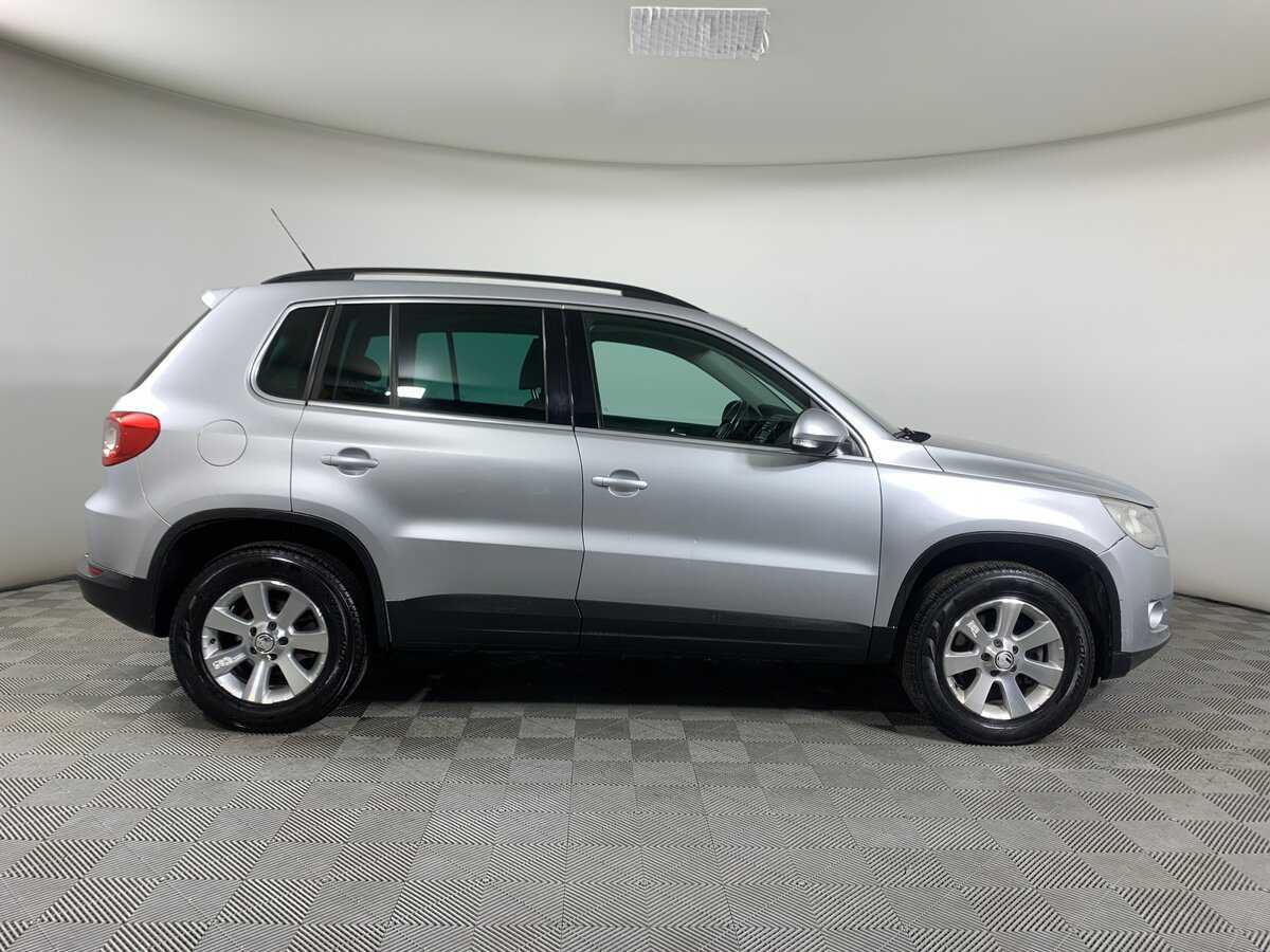 Купить Volkswagen Tiguan с пробегом. Фото: #3