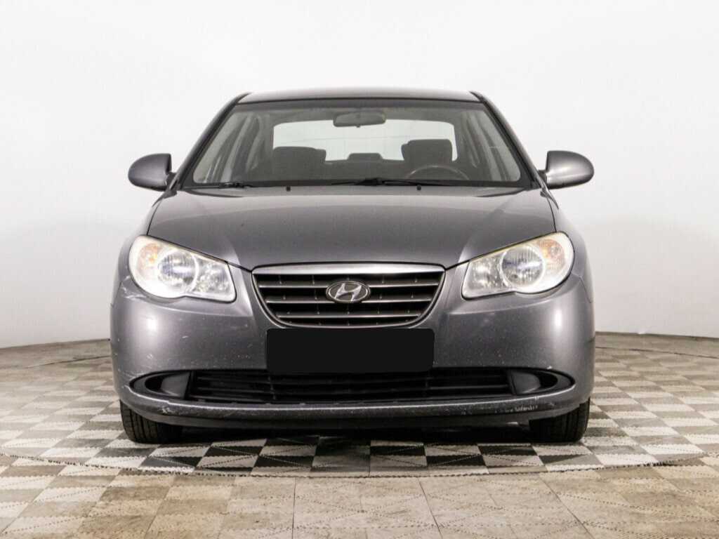 Купить Hyundai Elantra с пробегом. Фото: #1