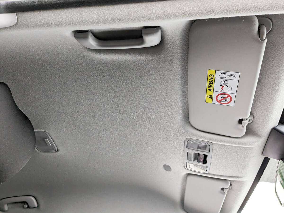 Купить Hyundai Solaris с пробегом. Фото: #16