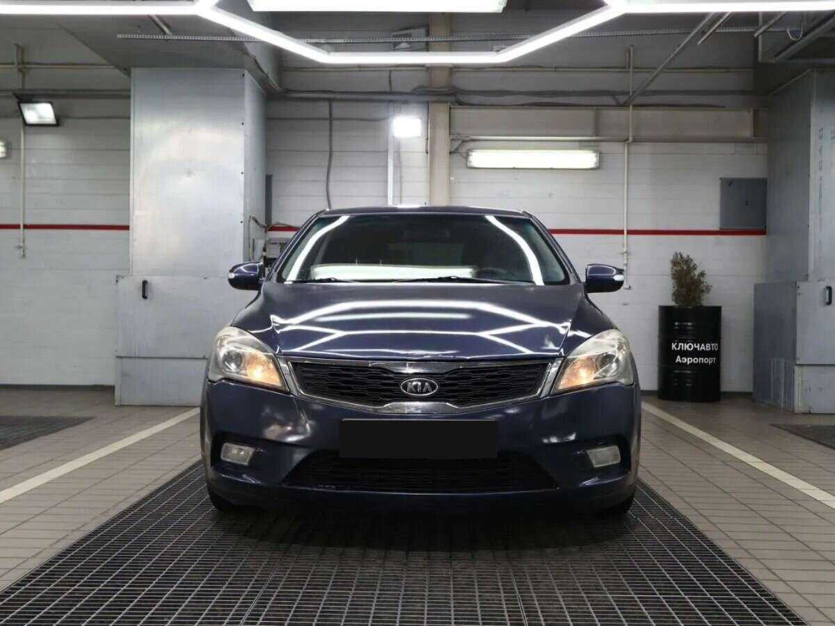 Купить Kia Ceed с пробегом. Фото: #2