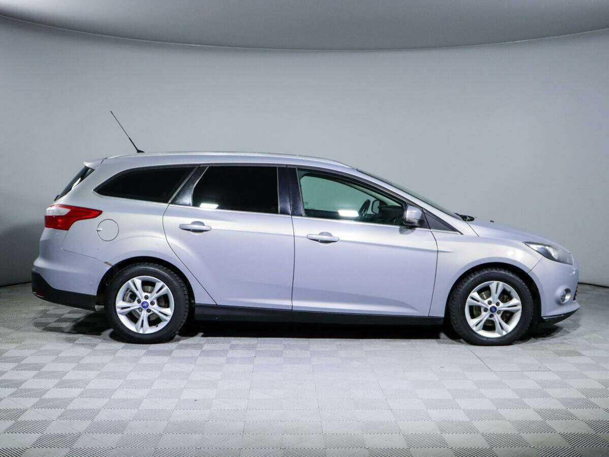 Купить Ford Focus с пробегом. Фото: #3