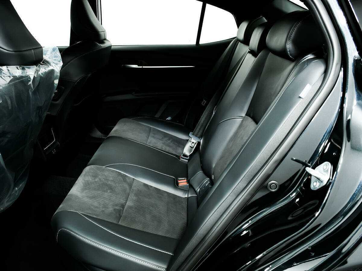 Купить Toyota Camry с пробегом. Фото: #11