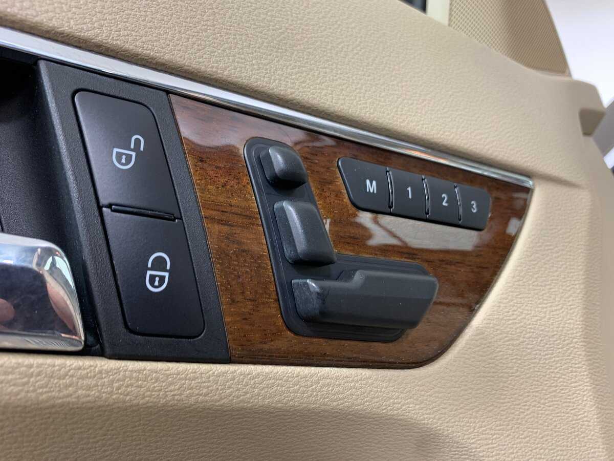 Купить Mercedes-Benz E-Класс с пробегом. Фото: #17